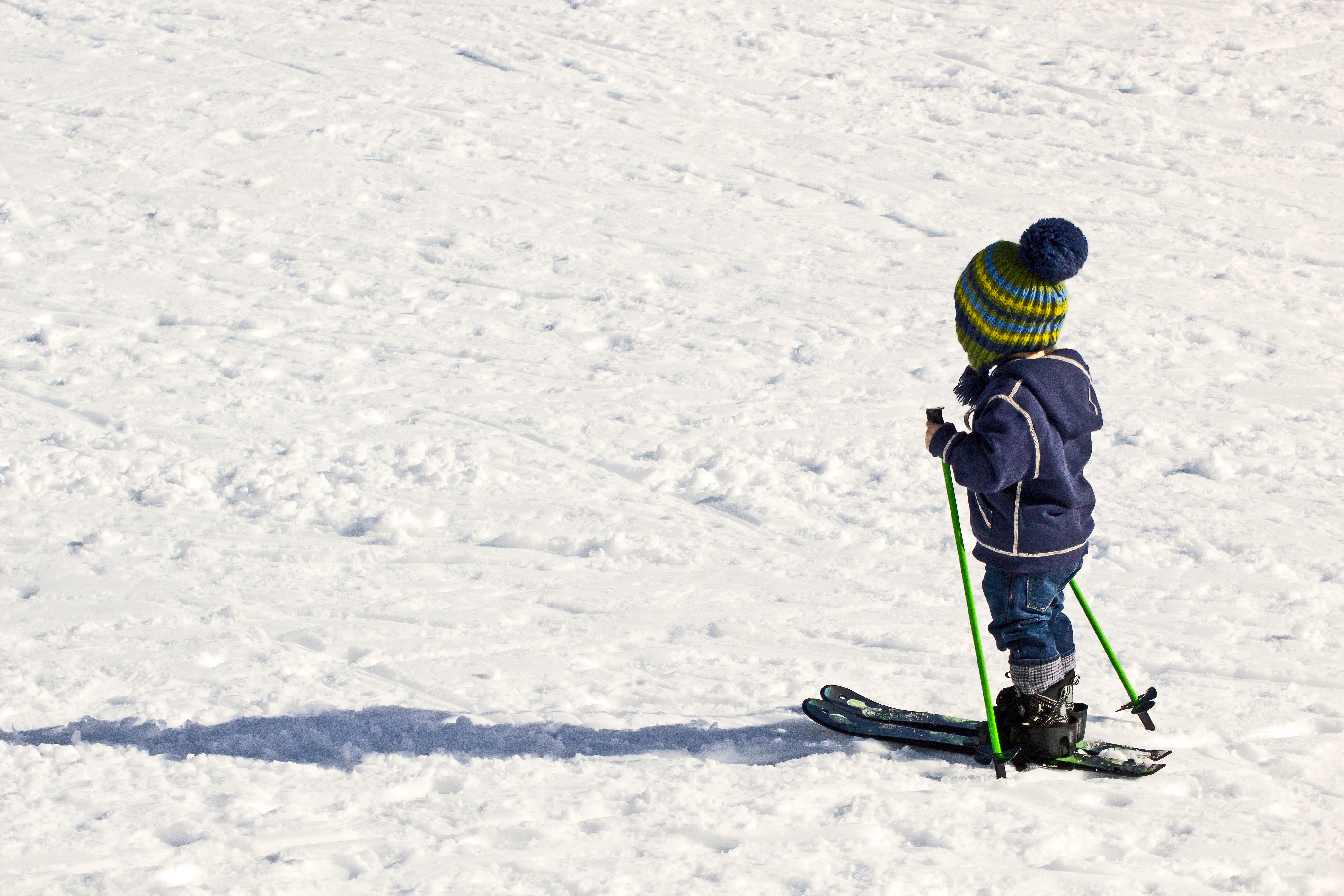 kid-skiing_my_xnpyo